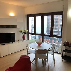 Music House - Carozzi Appartamento Milano