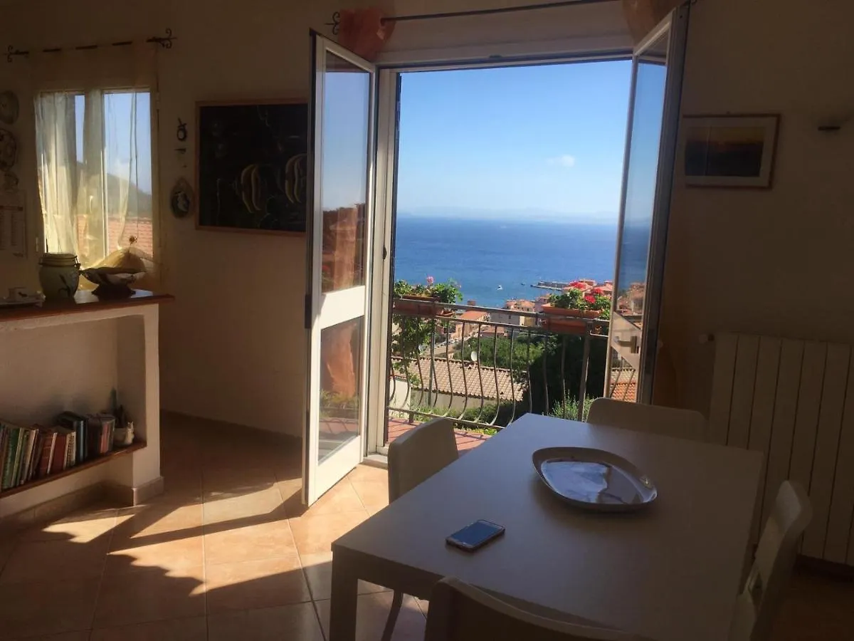 Appartamento Panoramica del Porticciolo Rio Marina 0*,  Italia
